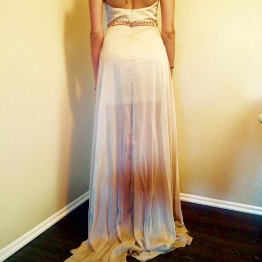 Dress - Picture 6 of 8